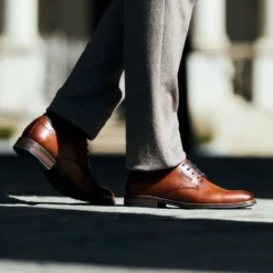 Leder Business Schnürer cognac