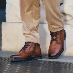 Leder Schnürstiefel cognac