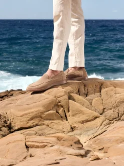 Leder Slip on Sand