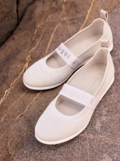Slip on beige
