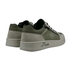 Sneaker grün