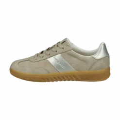 Sneaker Sand