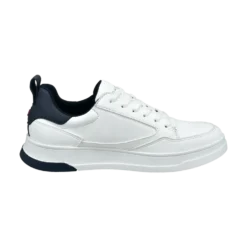 Sneaker weiß